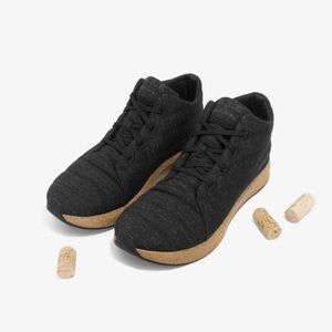 Jasper Chukka cork shoes in black EU37